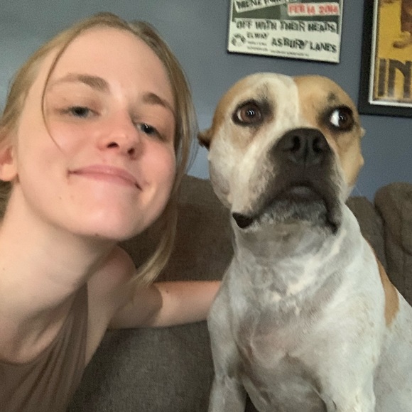 Meet your Posher, Cora - Picture 3 of 8